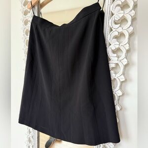 CHANEL Black Wool Skirt •44